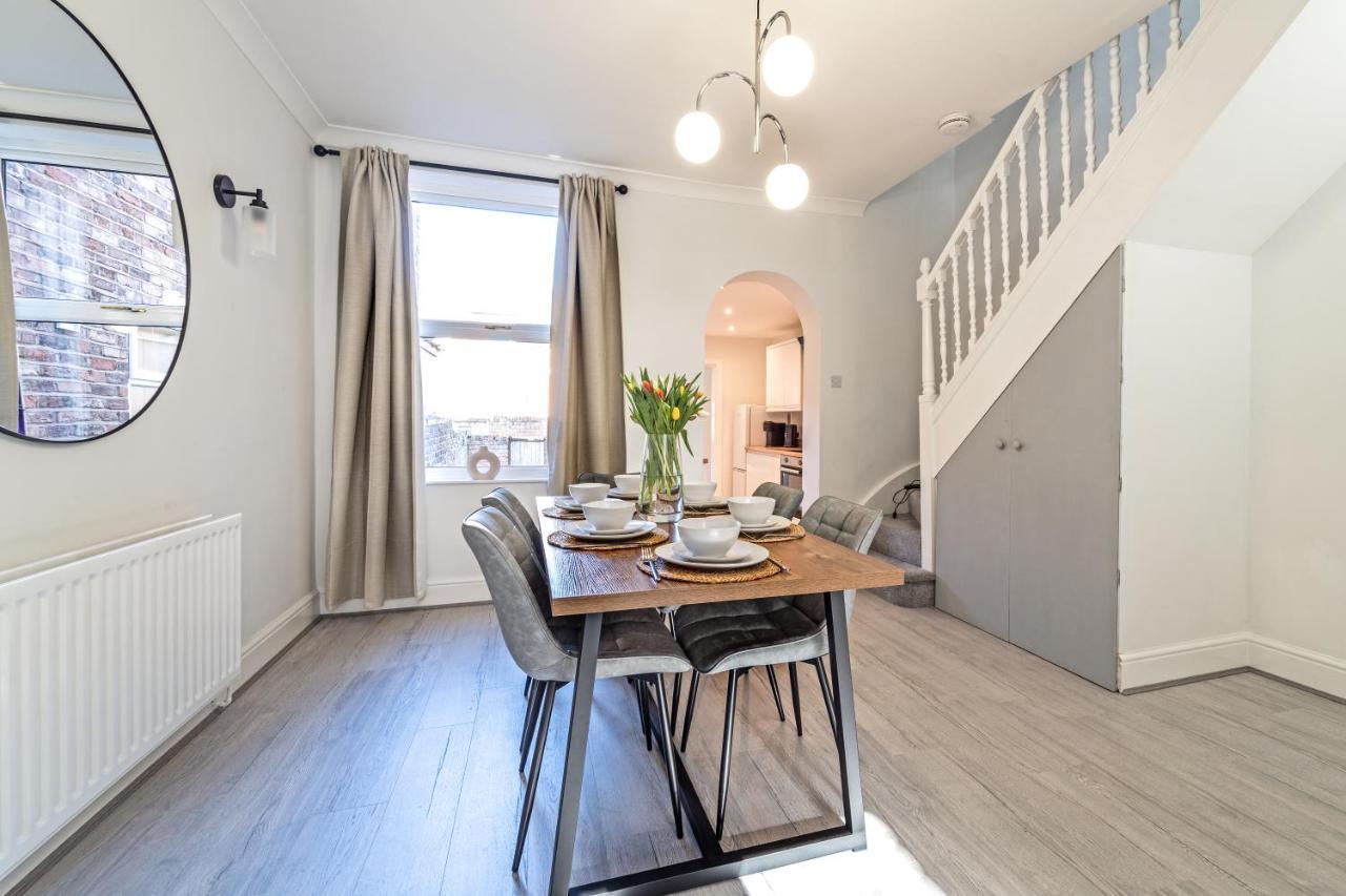 Southview Stays - Three Bedroom House Chester Luaran gambar